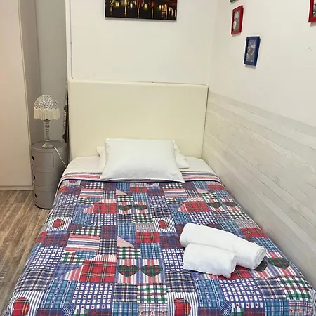 圣彼得度假屋 *